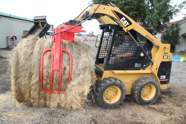 Hay / Hemp Bale Gripper Standard Skidsteer/Tractor, FH-BG130 - Image 7