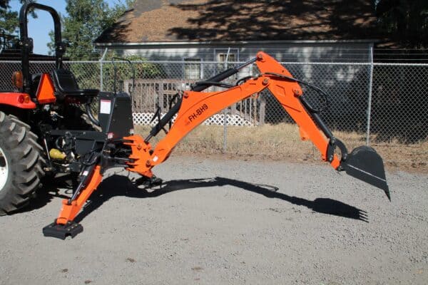 9' dig self contained tractor backhoe, FH-BH9 (Mechanical Thumb Included) - Image 13
