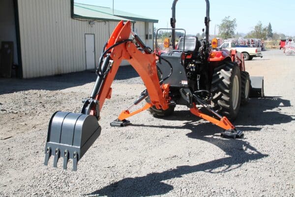 9' dig self contained tractor backhoe, FH-BH9 (Mechanical Thumb Included) - Image 16