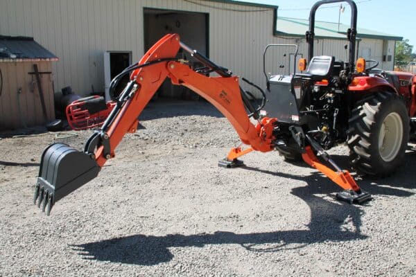 9' dig self contained tractor backhoe, FH-BH9 (Mechanical Thumb Included) - Image 17