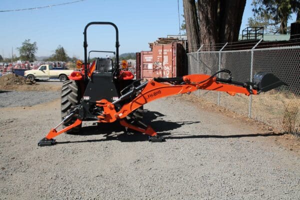 9' dig self contained tractor backhoe, FH-BH9 (Mechanical Thumb Included) - Image 26