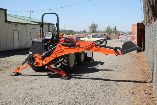 9' dig self contained tractor backhoe, FH-BH9 (Mechanical Thumb Included) - Image 27