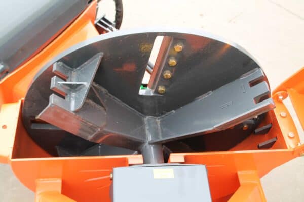 7” Hydraulic Feed Wood Chipper, FH-BX62R - Image 15