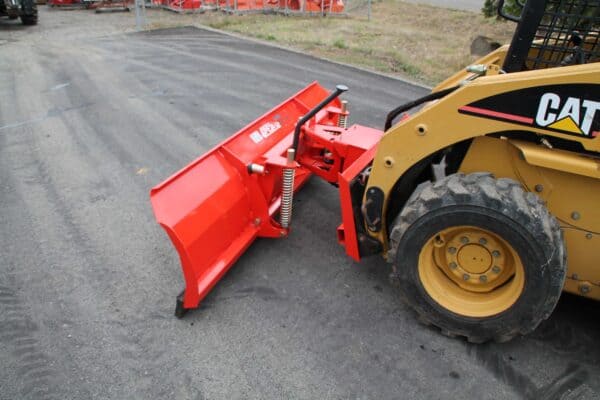 98.4″ Wide Skidsteer/Tractor Quick Attach Snow Blade (FH-SBE240) - Image 3
