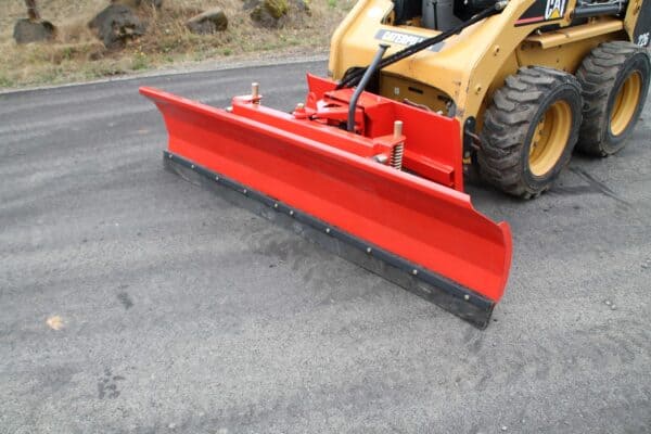98.4″ Wide Skidsteer/Tractor Quick Attach Snow Blade (FH-SBE240) - Image 5