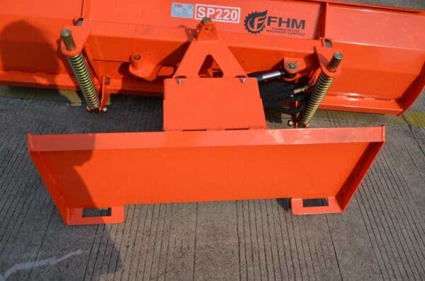 98.4″ Wide Skidsteer/Tractor Quick Attach Snow Blade (FH-SBE240) - Image 16