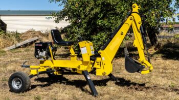 7' Towable Backhoe Excavator 9 Hp engine 12 bucket & Thumb PK-7TWBH