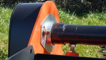 53" Commercial Centered Flail Mower (Open Deck), FH-FMC135-OT (minor rust) - Image 3